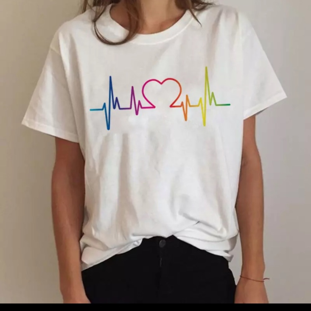 Rainbow 🌈 💓 heart beat tee
